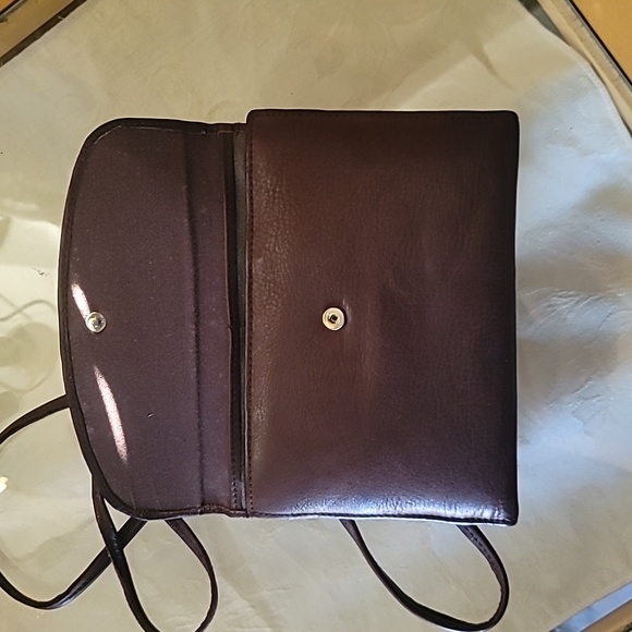 Vintage Fossil Leather Crossbody Wallet - Picture 2 of 10